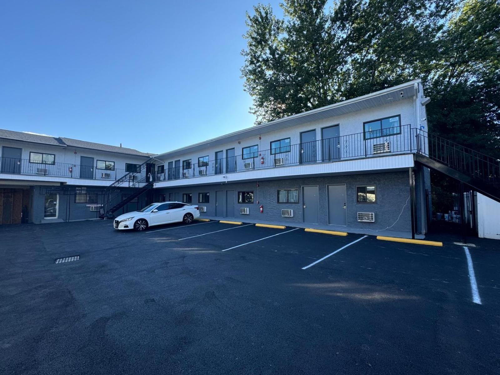 Hotel Essence Express Elizabeth Ewr Airport Exterior foto